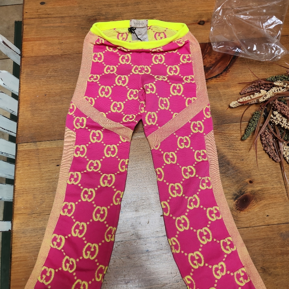 Gucci Kids Vibrant Pink and Yellow Logo Leggings Size 10y XL